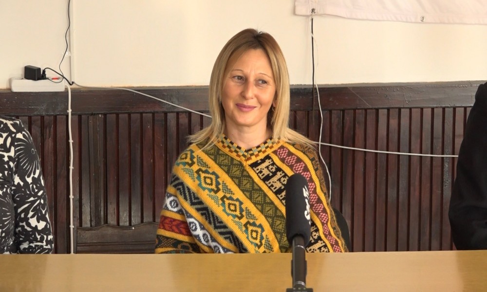 Maja Smiljković: Od Čačalice do Čačanija: