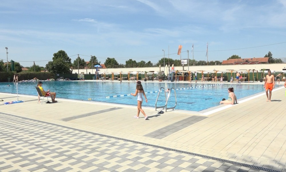 Biznis plivanje na Gradskom bazenu savršen početak dana!