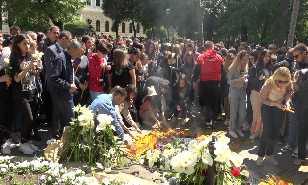 Dani žalosti u Srbiji, oproštaj od stradalih u masovnim pucnjavama