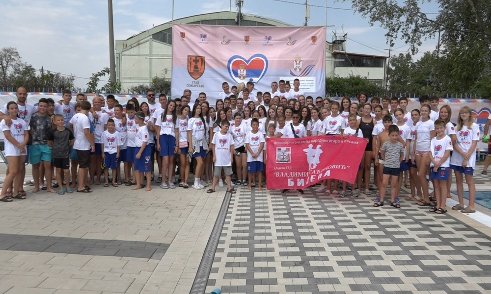 Na Gradskom bazenu održan kamp za decu iz dijaspore