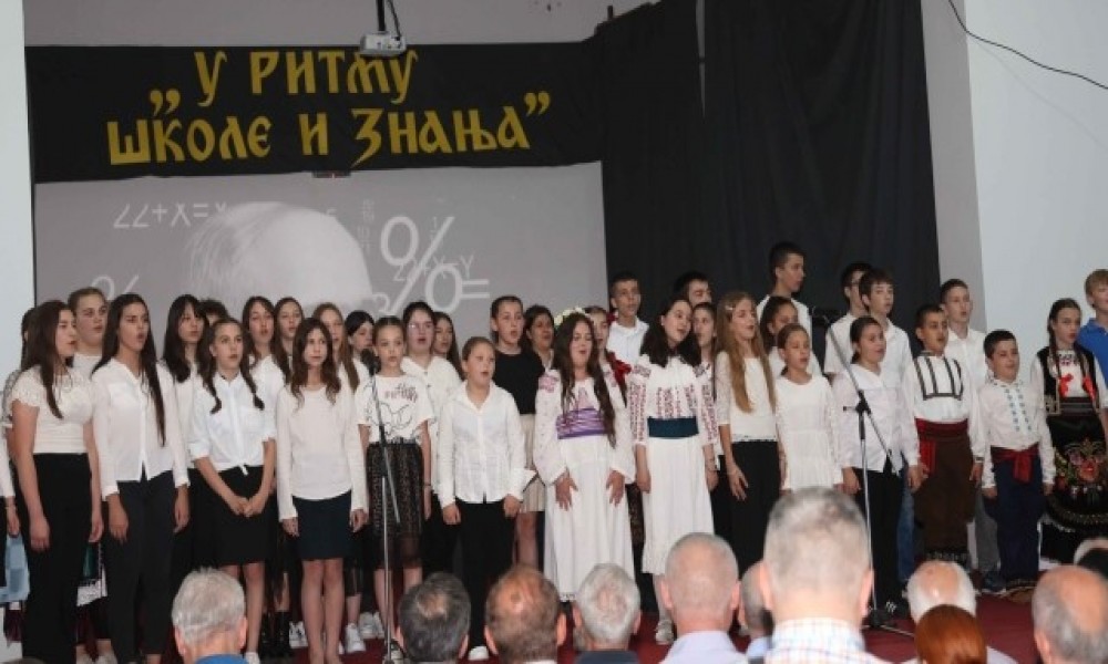 Osnovna škola ,, Milutin Milanković'' u Rabrovu proslavila 181. rođendan