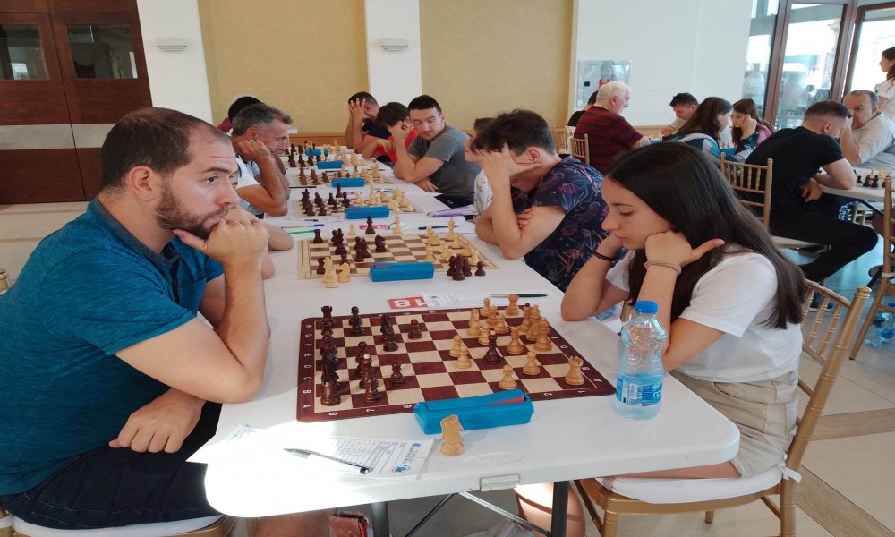 Poceo 16. Međunarodni šahovski turnir na Srebrnom jezeru