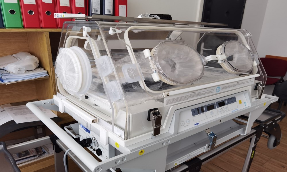 Novi inkubator za najmlađe živote stigao u Petrovac