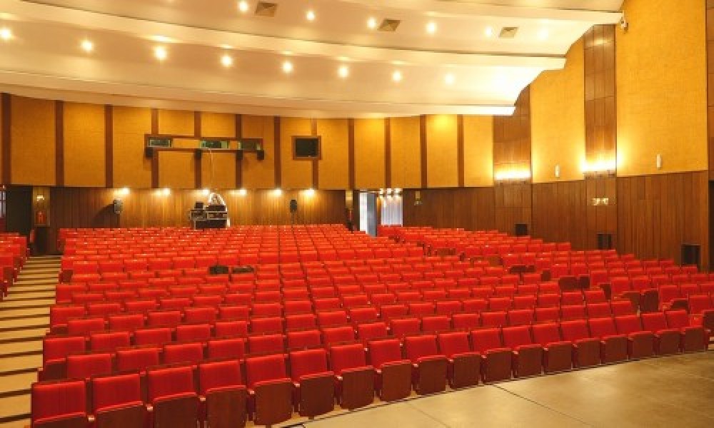 Premijere, porodični hitovi i domaći filmovi u bioskou CZK