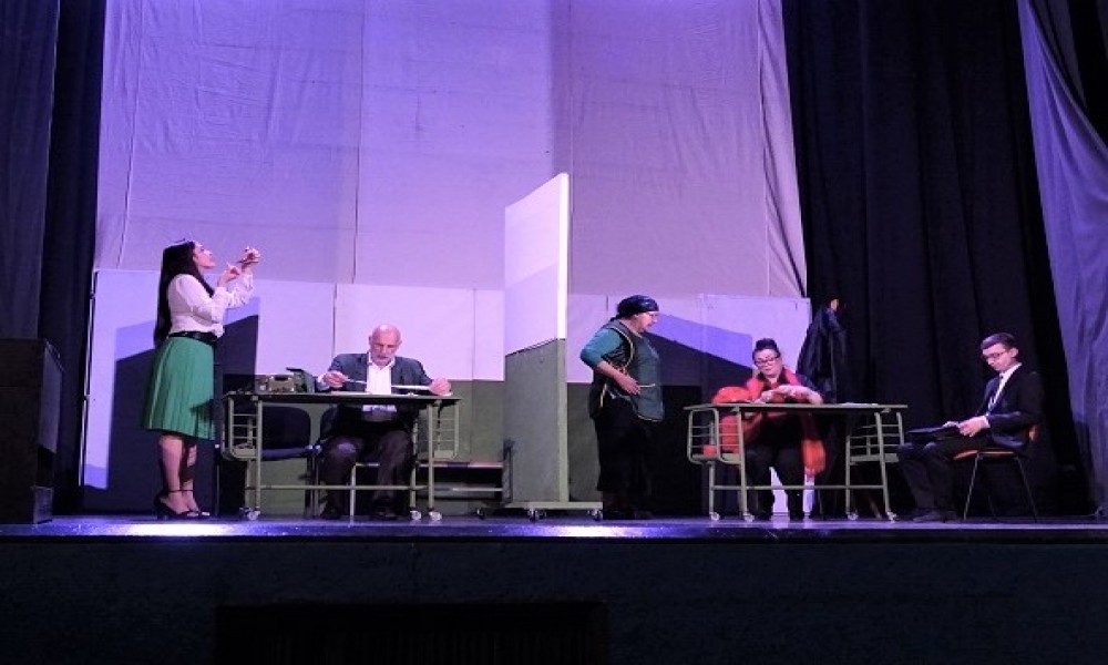 Pozorišna predstava pozorišta iz Požarevca Majstori,majstori na festivalu u Kučevu