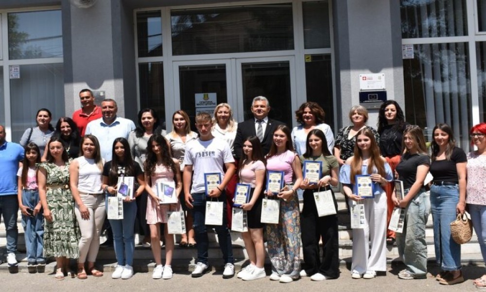 Malo Crniće: Prijem za vukovce i đake generacije