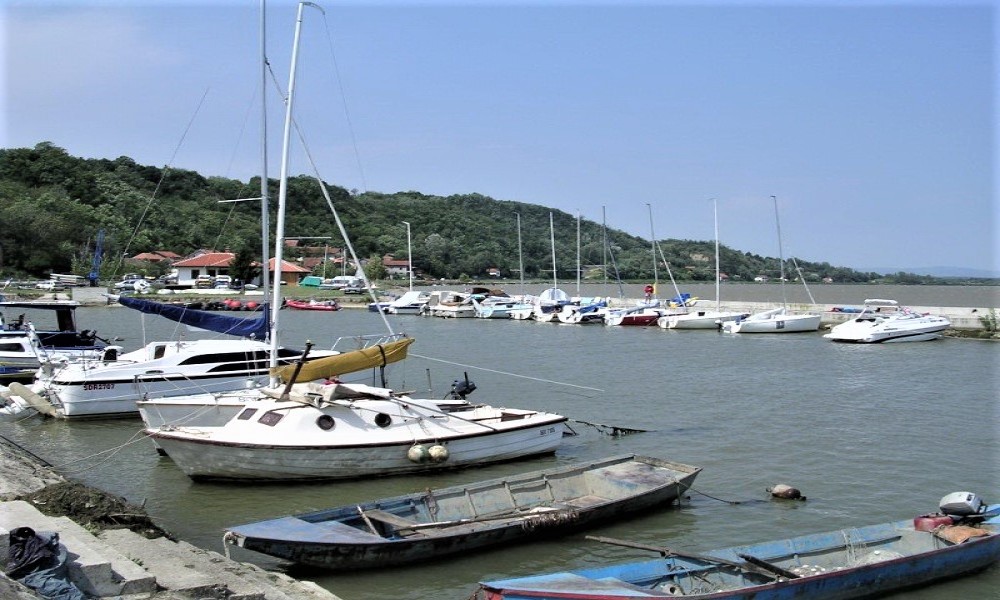 U Golupcu gradi se marina na Dunavu I šetno-biciklistička staza do Golubačke tvrđave .
