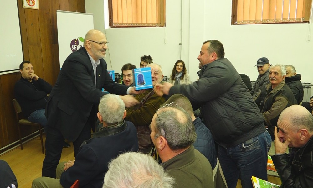 POLJOPRIVREDNICIMA SIGNALIZACIJA ZA TRAKTORE