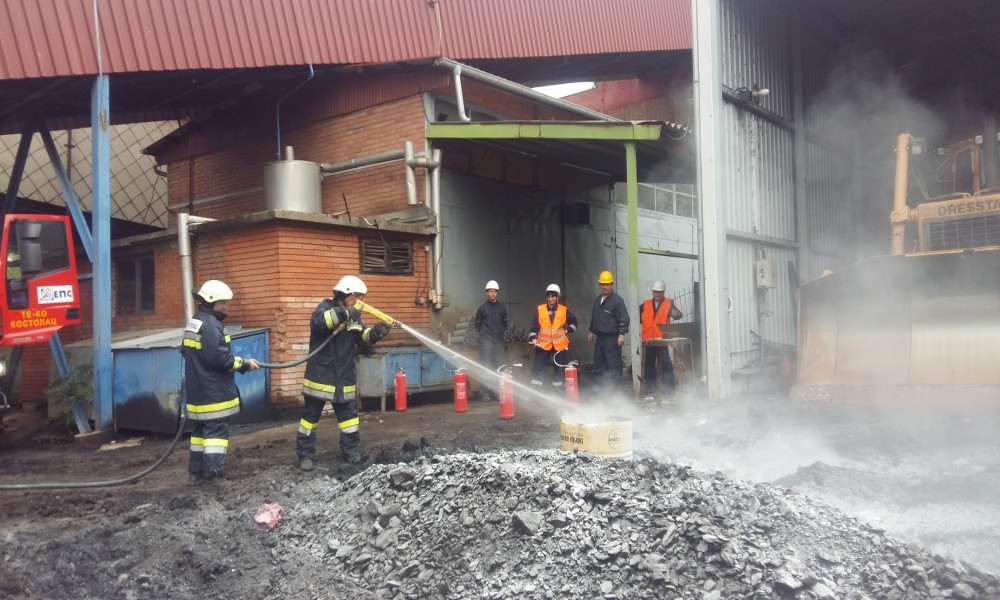 VEŽBE VATROGASNE JEDINICE U KOSTOLCU