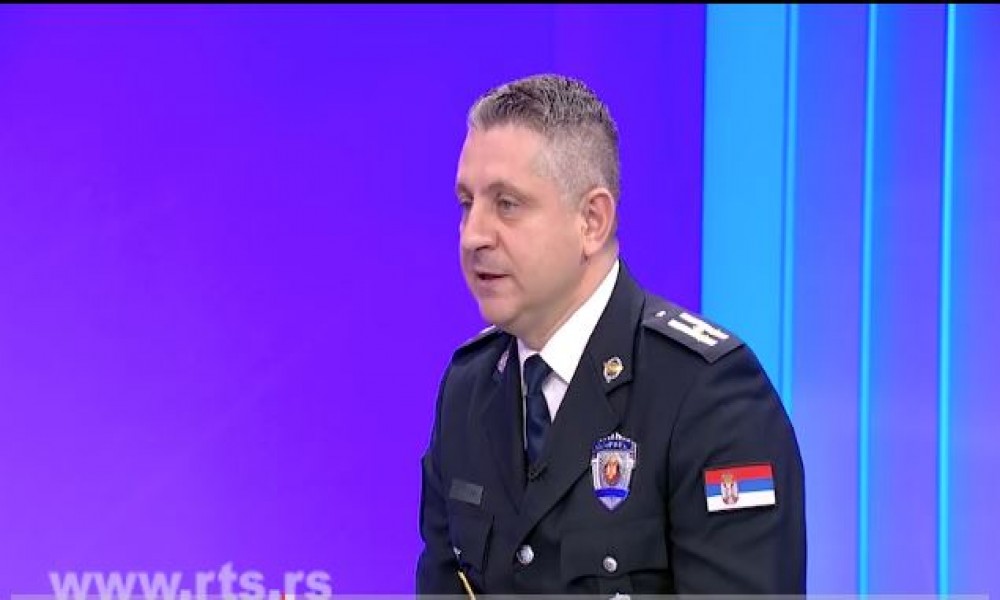 Digitalni dosijei, vožnja u inostranstvu sa probnom - šta bi sve mogao da obuhvati novi Zakon o bezbednosti