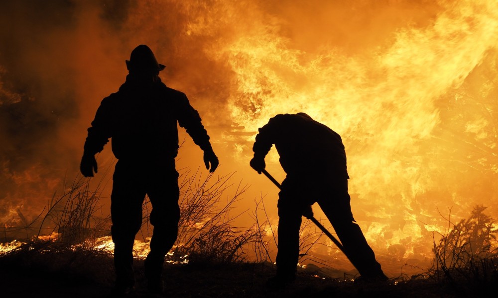 Nema igre sa vatrom, čovek odgovoran za 99 odsto požara - vatrogasci savetuju kako da se ponašamo