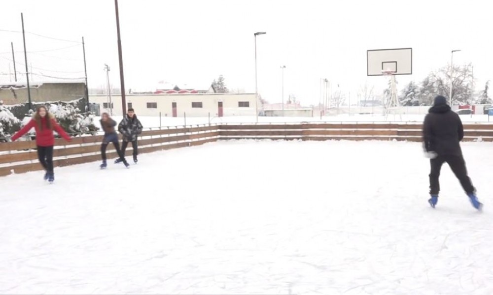 Klizalište u Požarevcu radi do 25. januara zbog velikog interesovanja građana