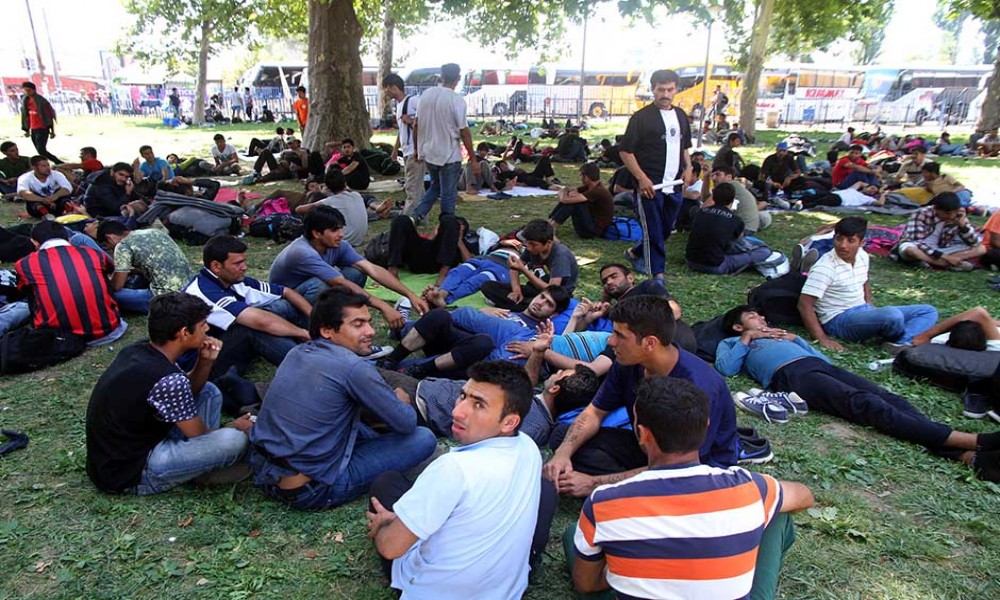 IZMEŠTANJE POSLEDNJE GRUPE MIGRANATA IZ BEOGRADA