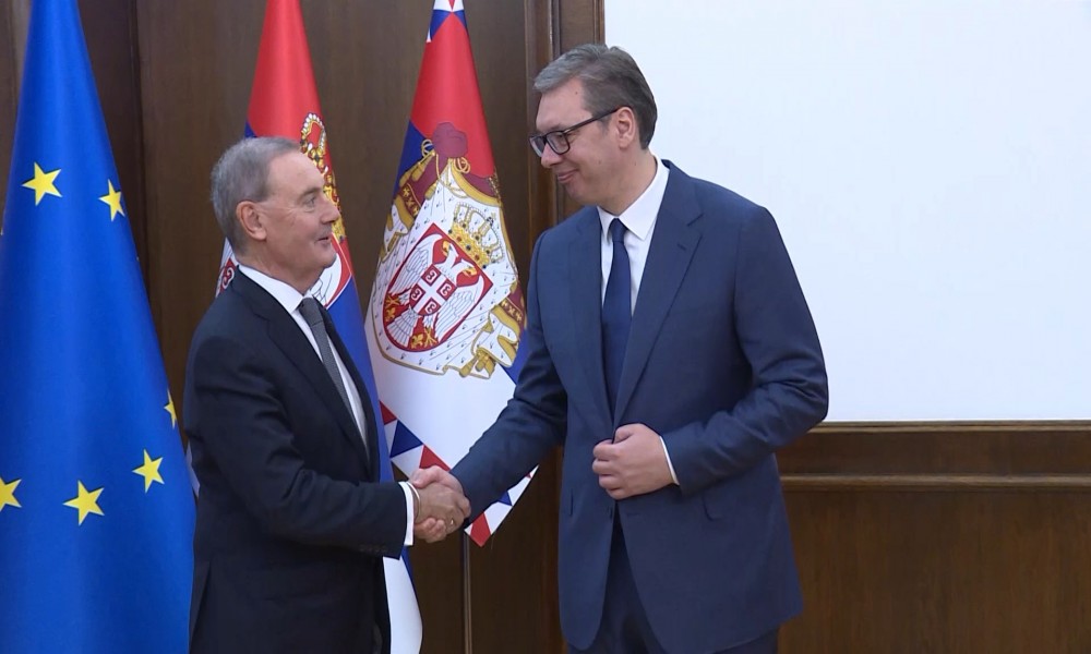 Vučić sa izaslanikom EU za primenu sankcija Dejvidom O'Salivenom