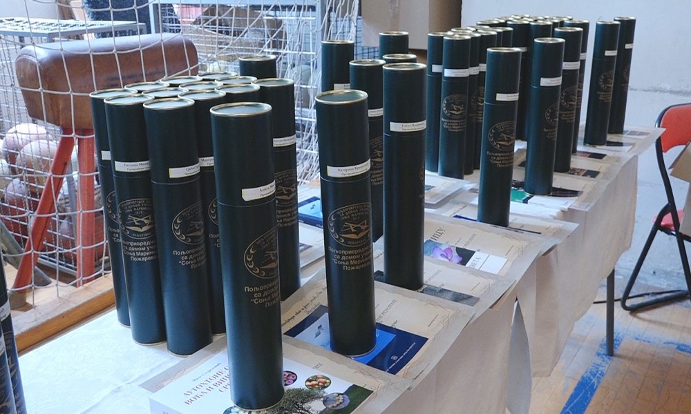 Uručene diplome maturantima Poljoprivredne škole
