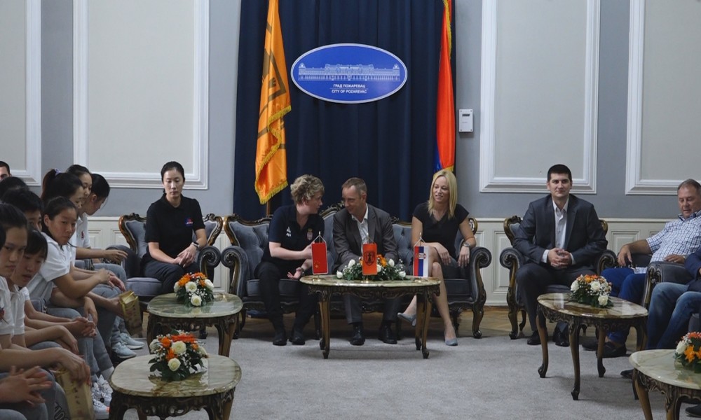 PRIJEM KOŠARKAŠICA U GRADSKOM ZDANJU