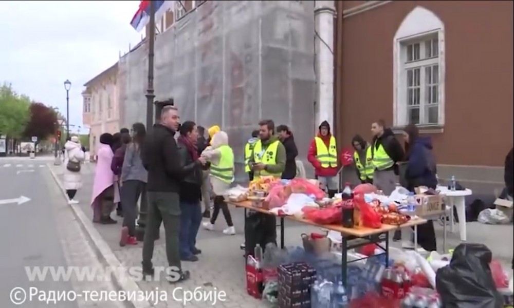 Studenti Beogradskog univerziteta u poseti kolegama na KiM, biciklisti nastavljaju "Turu do Strazbura"