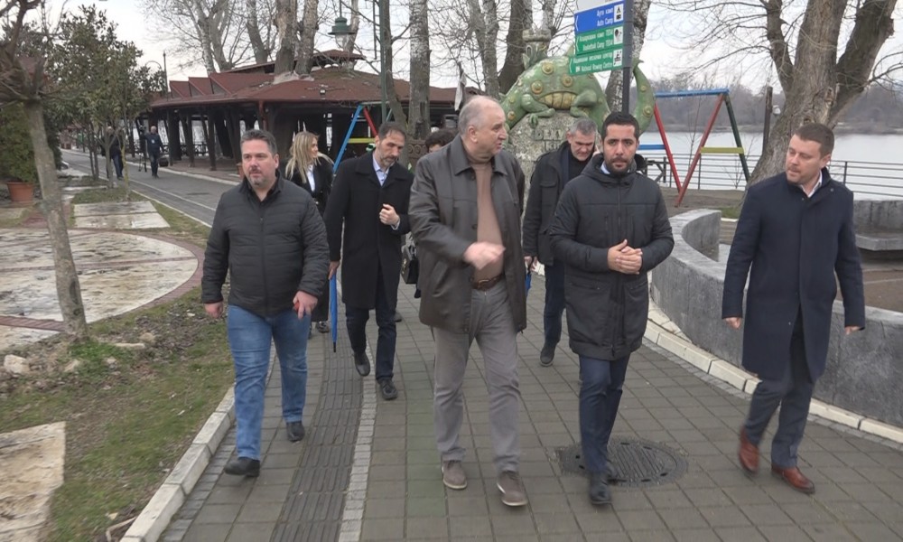 Ministar Momirović posetio Veliko Gradište i Golubac