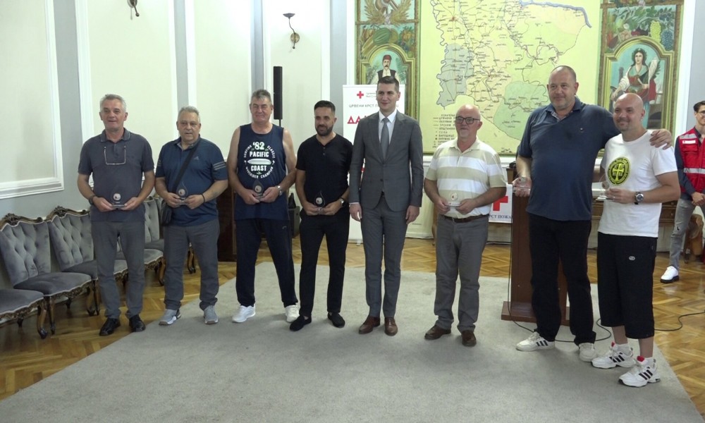 Priznanja za humanost višestrukim davaocima krvi