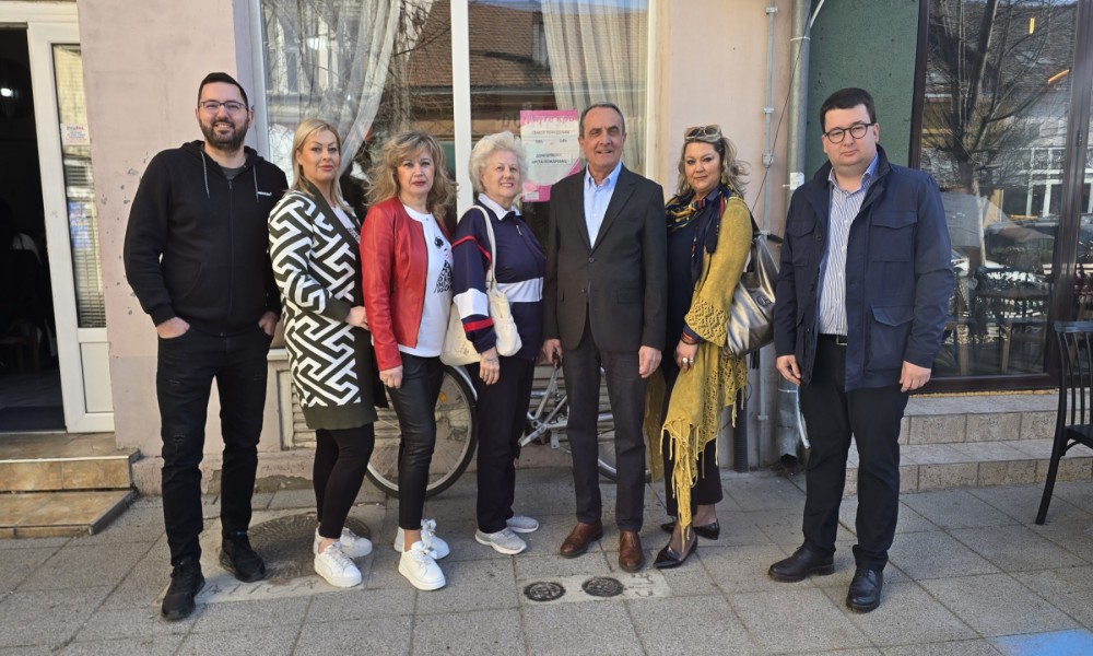 Omladina i Forum žena SPS Požarvca u humanitarnoj akciji davanja krvi