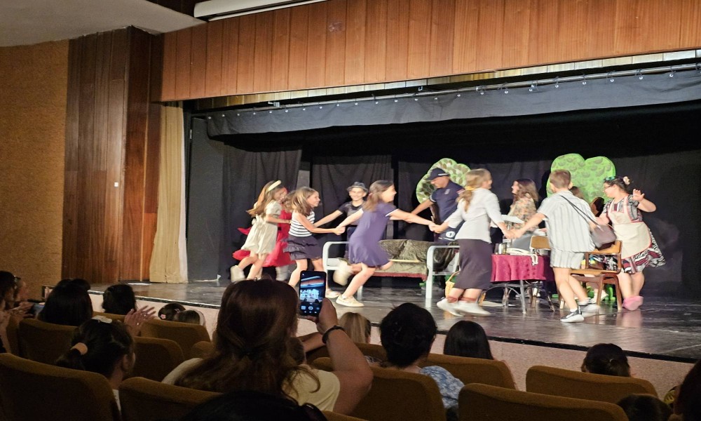 "Frka oko vuka" - vatromet smeha za kraj školske godine