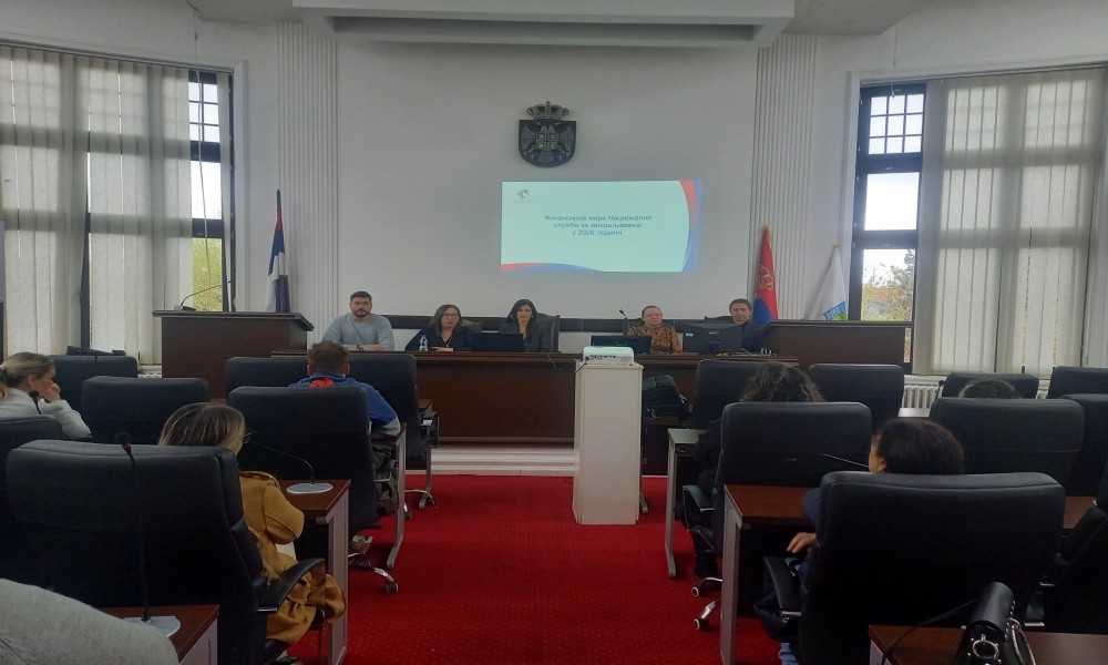 Novi javni pozivi za zapošljavanje predstavljeni u Petrovcu na Mlavi