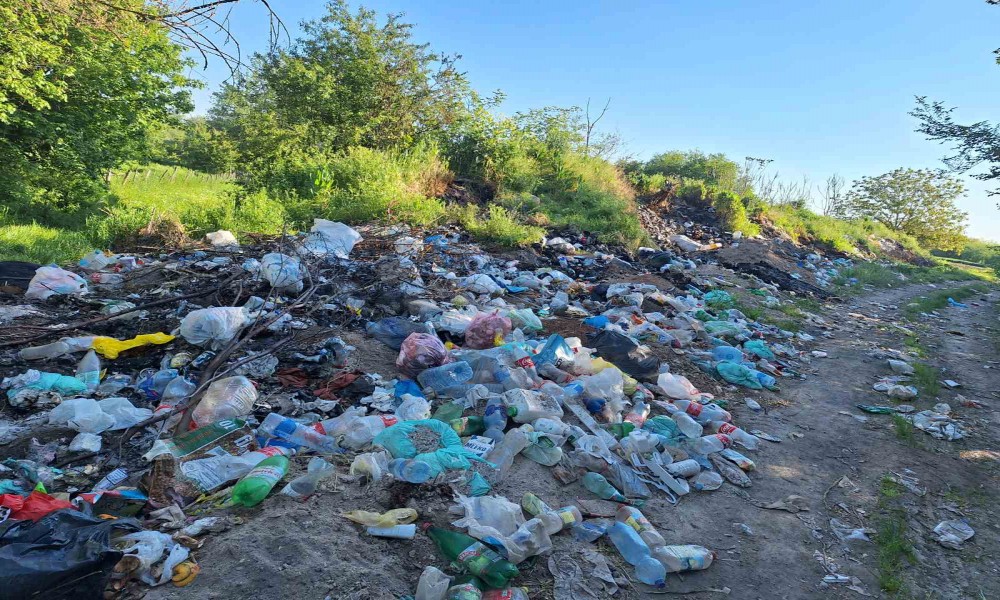 Nastavlja se akcija uklanjanja divljih deponija: Sanacija počela u Dragovcu