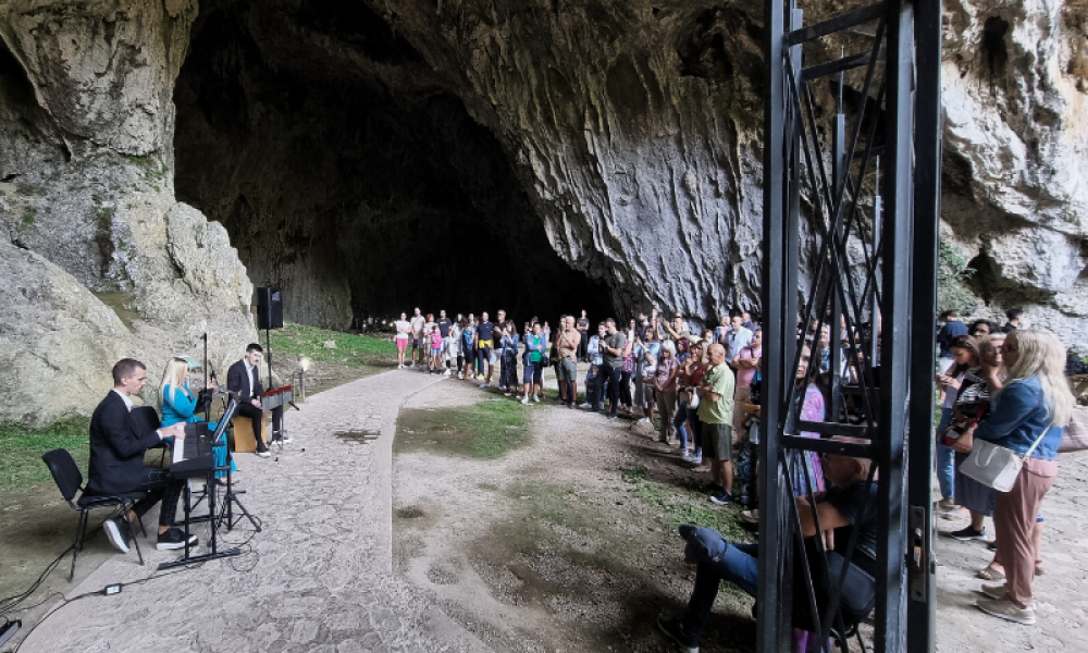 "Trio  Danijela Veselinović" oduševio posetioce