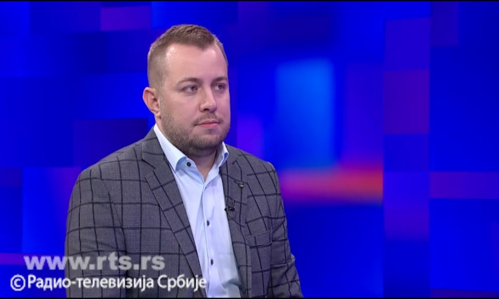 Kad praznična kupovina parališe dostavu - koliko građani Srbije zaista troše na onlajn narudžbine