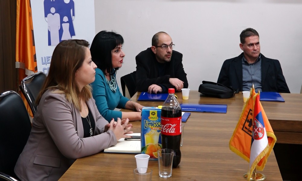 ODRŽAN OKRUGLI STO MREŽA PODRŠKE ZA DECU I MLADE