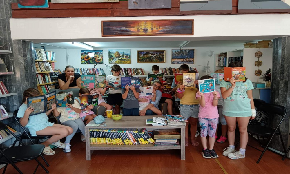 Letnja pričaonica - deca oživela kostolačku biblioteku